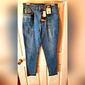 NWT! Lee Jeans Womans 8 Blue Denim Breeze Skinny High Rise Classic Casual